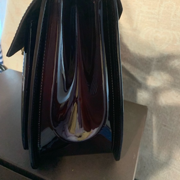 Louis Vuitton Romaine MV Amaranthe - Picture 4 of 9